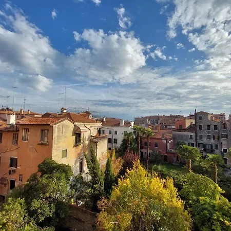 Residenza Donini In 2 *